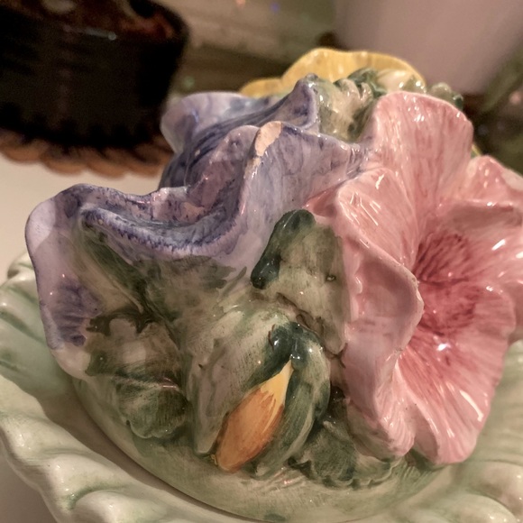 Italian San Marco Nove Lidded Pansy Dish - Picture 3 of 10